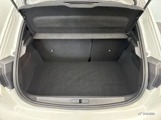 PEUGEOT 208 II - voiture d'occasion - Photo 7
