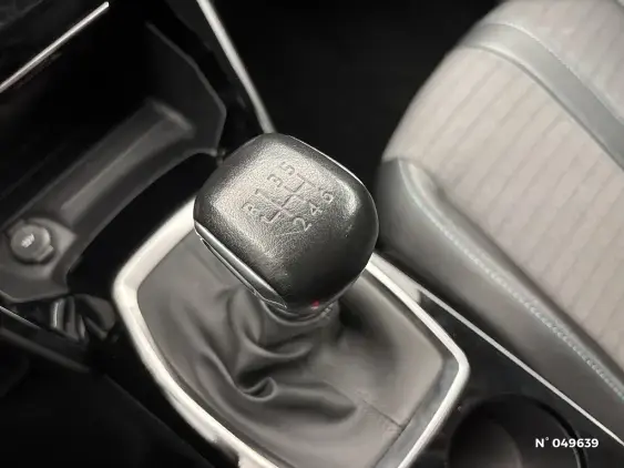 PEUGEOT 208 II - voiture d'occasion - Photo 22