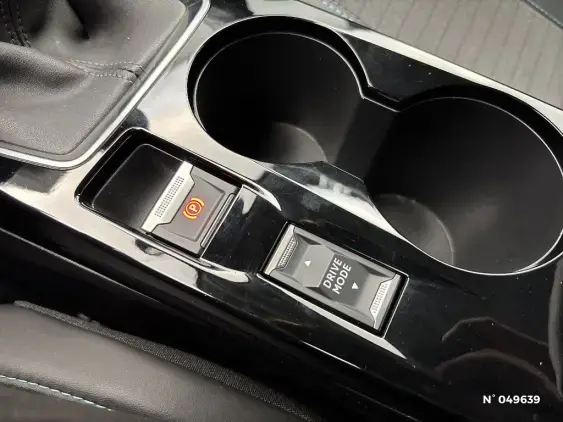 PEUGEOT 208 II - voiture d'occasion - Photo 23