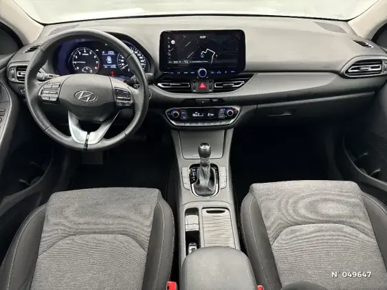 HYUNDAI I30 SW II - voiture d'occasion - Photo 9