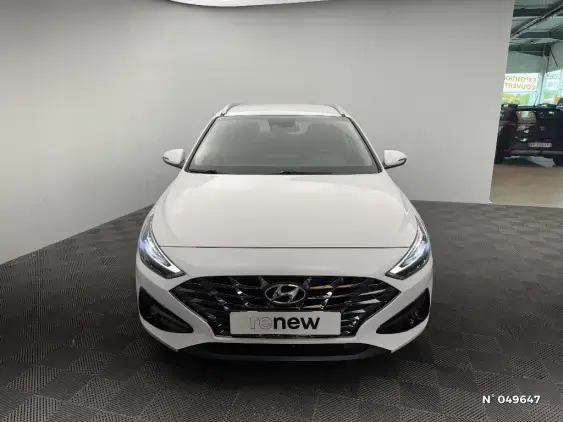 HYUNDAI I30 SW II - voiture d'occasion - Photo 3