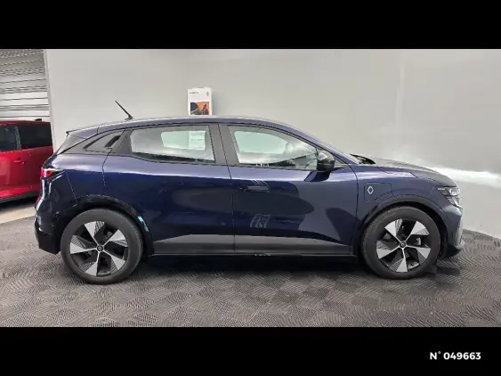 RENAULT MEGANE V - voiture d'occasion - Photo 5