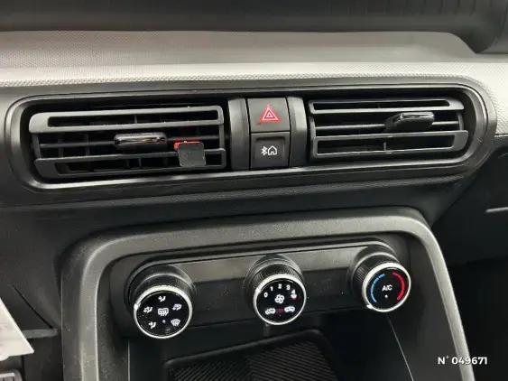 CITROEN C3 ELECTRIQUE IV - voiture d'occasion - Photo 13