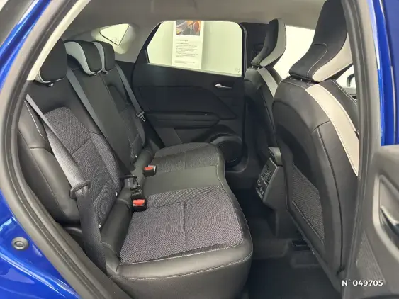 RENAULT CAPTUR II - voiture d'occasion - Photo 11