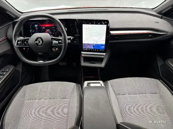 RENAULT MEGANE V - voiture d'occasion - Photo 9