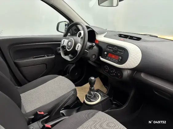 RENAULT TWINGO III - voiture d'occasion - Photo 10