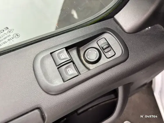 RENAULT MASTER III - voiture d'occasion - Photo 13