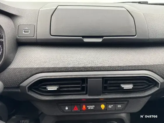 DACIA SANDERO III - voiture d'occasion - Photo 28