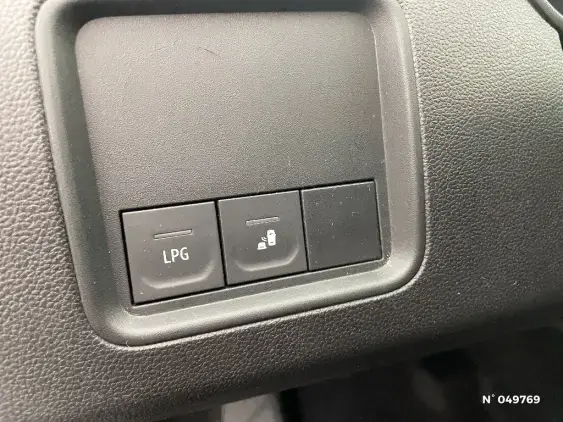 DACIA DUSTER II - voiture d'occasion - Photo 15