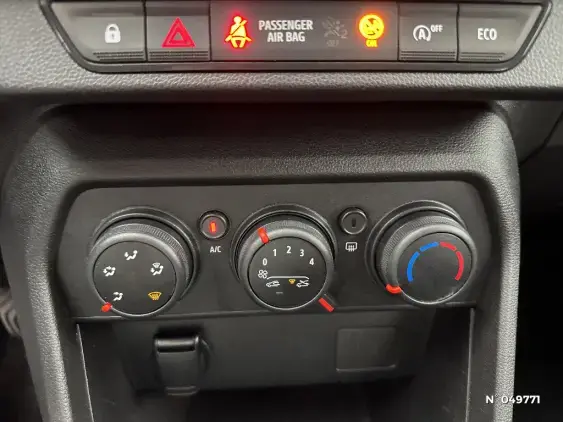 DACIA SANDERO III - voiture d'occasion - Photo 28