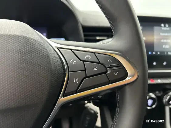 RENAULT CLIO V - voiture d'occasion - Photo 24