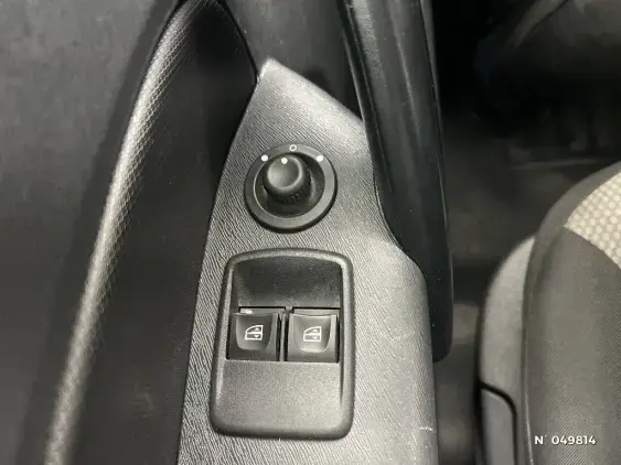 RENAULT KANGOO EXPRESS II - voiture d'occasion - Photo 27