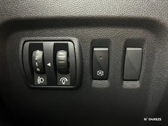 RENAULT CAPTUR - voiture d'occasion - Photo 15