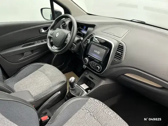 RENAULT CAPTUR - voiture d'occasion - Photo 10