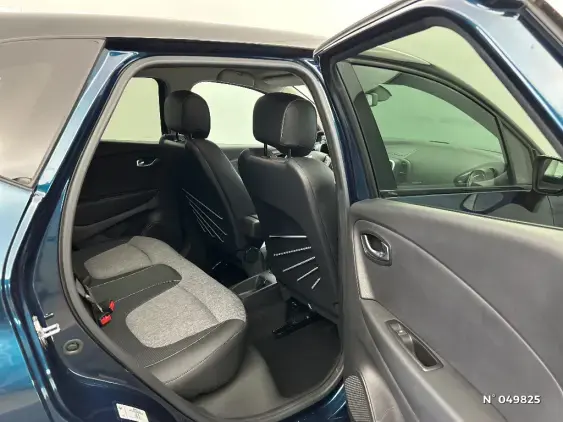 RENAULT CAPTUR - voiture d'occasion - Photo 11