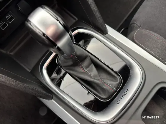 RENAULT MEGANE IV - voiture d'occasion - Photo 29