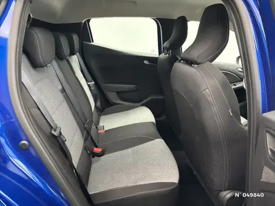 RENAULT CLIO V - voiture d'occasion - Photo 11