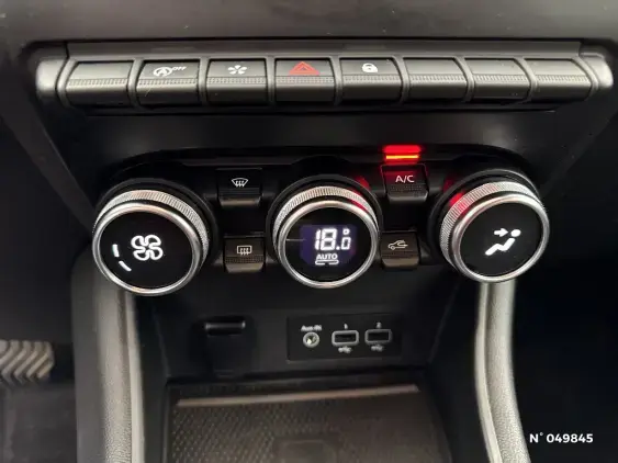 RENAULT CAPTUR II - voiture d'occasion - Photo 30