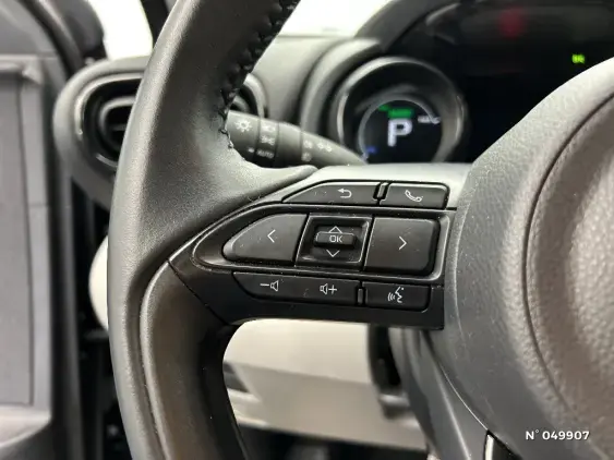 TOYOTA YARIS IV - voiture d'occasion - Photo 25