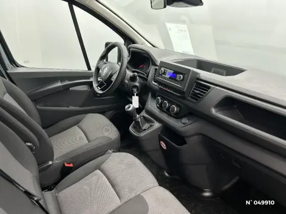 RENAULT TRAFIC III - voiture d'occasion - Photo 10
