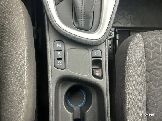 TOYOTA YARIS CROSS I - voiture d'occasion - Photo 23
