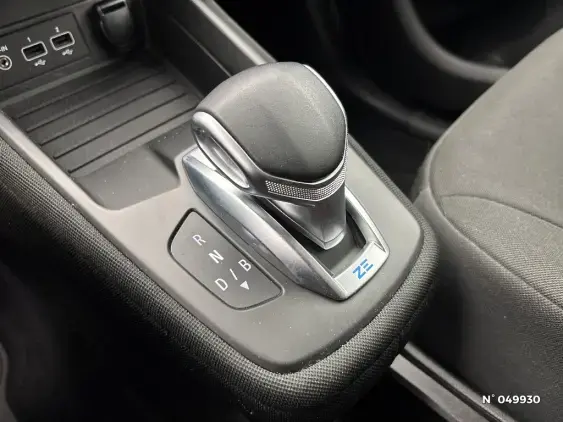 RENAULT ZOE - voiture d'occasion - Photo 25