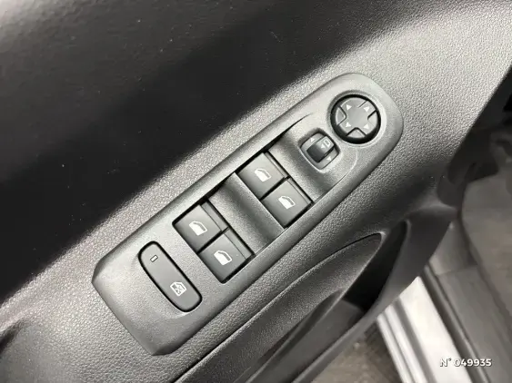 OPEL COMBO D - voiture d'occasion - Photo 24