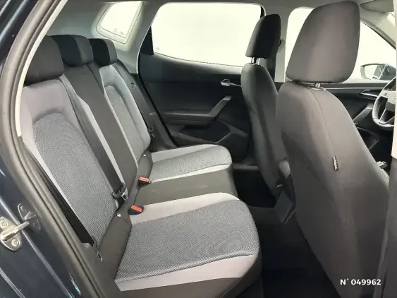 SEAT ARONA - voiture d'occasion - Photo 11