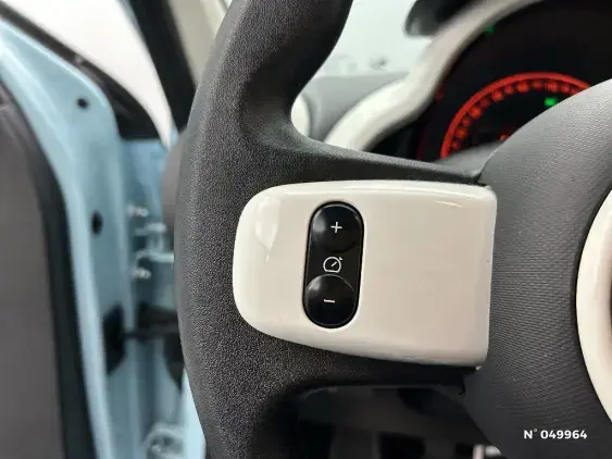 RENAULT TWINGO III - voiture d'occasion - Photo 25
