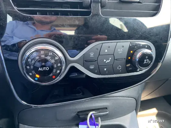 RENAULT ZOE - voiture d'occasion - Photo 14