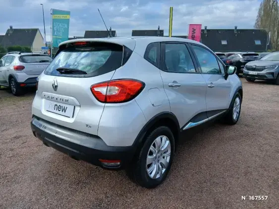 RENAULT CAPTUR - voiture d'occasion - Photo 4