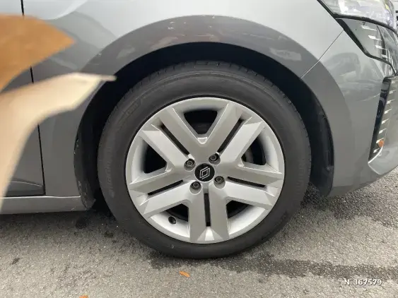 RENAULT CLIO V - voiture d'occasion - Photo 8