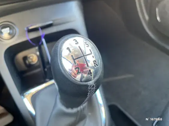 RENAULT CAPTUR - voiture d'occasion - Photo 13