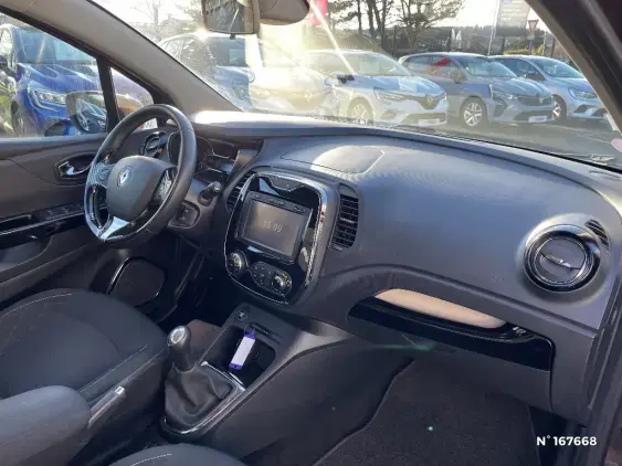 RENAULT CAPTUR - voiture d'occasion - Photo 9