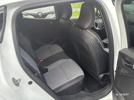 RENAULT CLIO V - voiture d'occasion - Photo 11