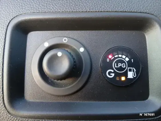 DACIA DUSTER II - voiture d'occasion - Photo 15