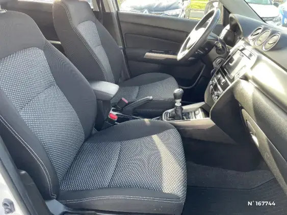 SUZUKI VITARA IV - voiture d'occasion - Photo 10