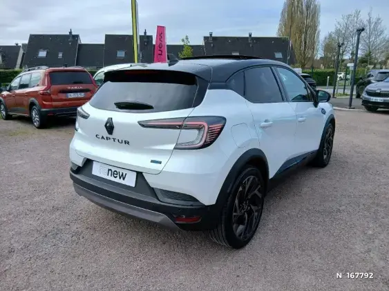RENAULT CAPTUR II - voiture d'occasion - Photo 4