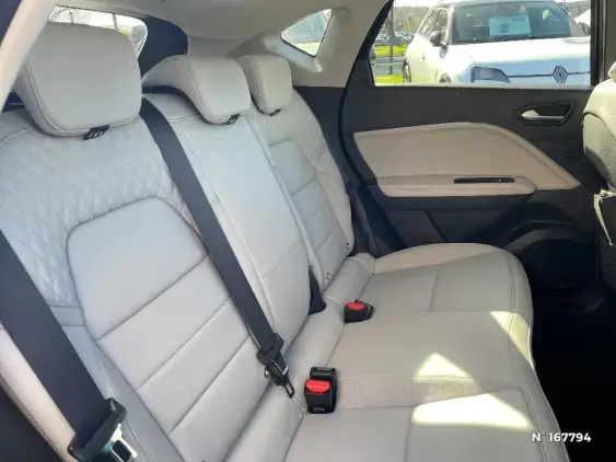 RENAULT CAPTUR II - voiture d'occasion - Photo 10