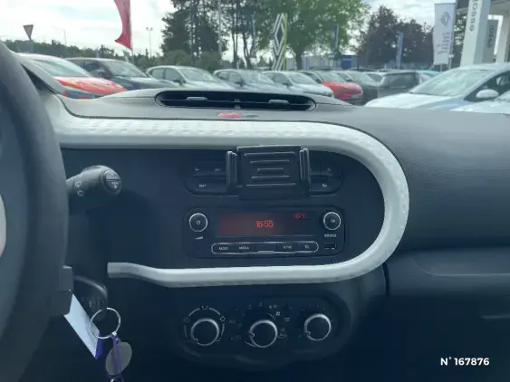 RENAULT TWINGO III - voiture d'occasion - Photo 12