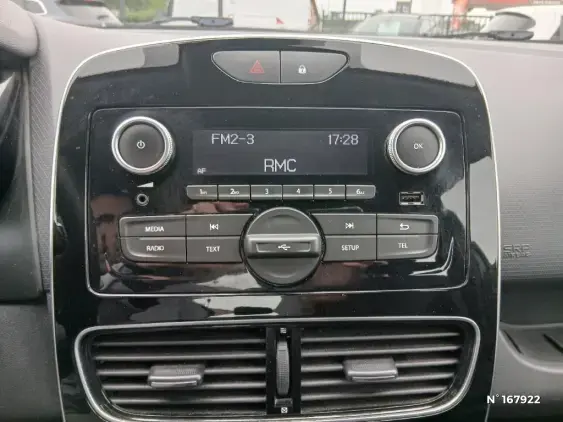 RENAULT CLIO IV - voiture d'occasion - Photo 13