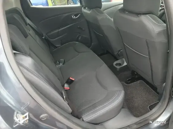 RENAULT CLIO IV - voiture d'occasion - Photo 11