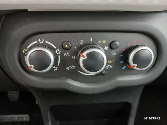 RENAULT TWINGO III - voiture d'occasion - Photo 14