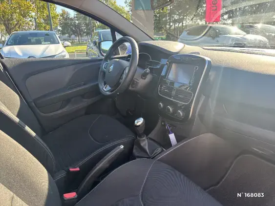 RENAULT CLIO IV - voiture d'occasion - Photo 10