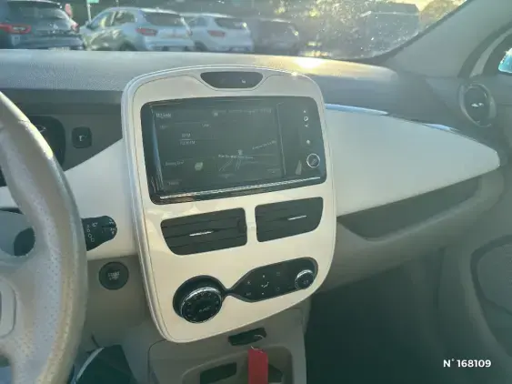 RENAULT ZOE - voiture d'occasion - Photo 13