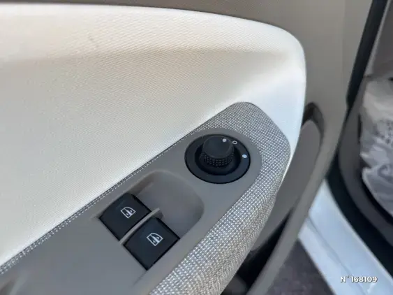 RENAULT ZOE - voiture d'occasion - Photo 23