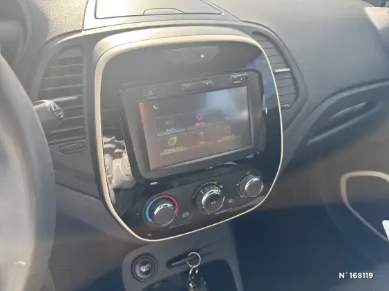 RENAULT CAPTUR - voiture d'occasion - Photo 13