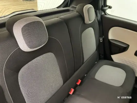 RENAULT TWINGO ELECTRIQUE III - voiture d'occasion - Photo 11