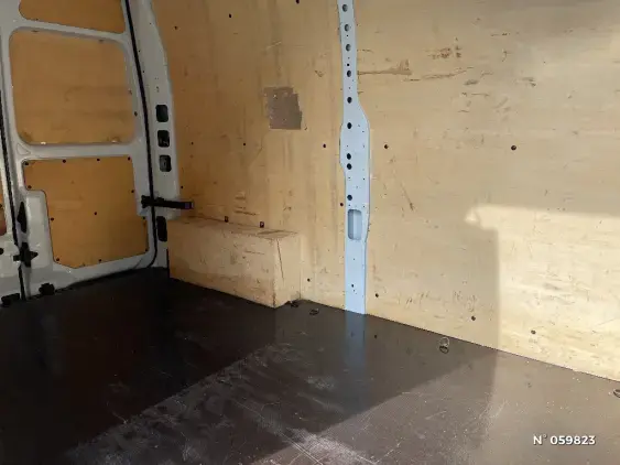 RENAULT MASTER FG III - voiture d'occasion - Photo 11