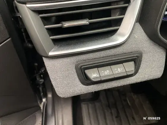 RENAULT CLIO V - voiture d'occasion - Photo 15